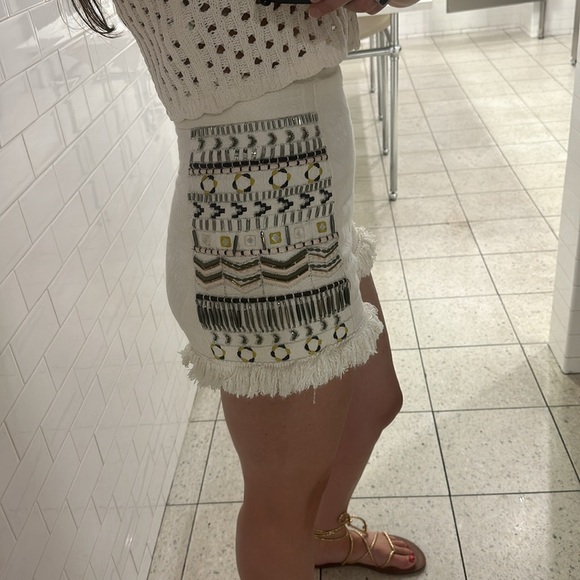 French connection hand beaded shorts size 6 - Picture 2 of 4